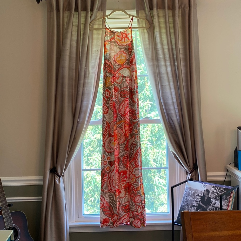 New. Gorgeous Loft Maxi dress